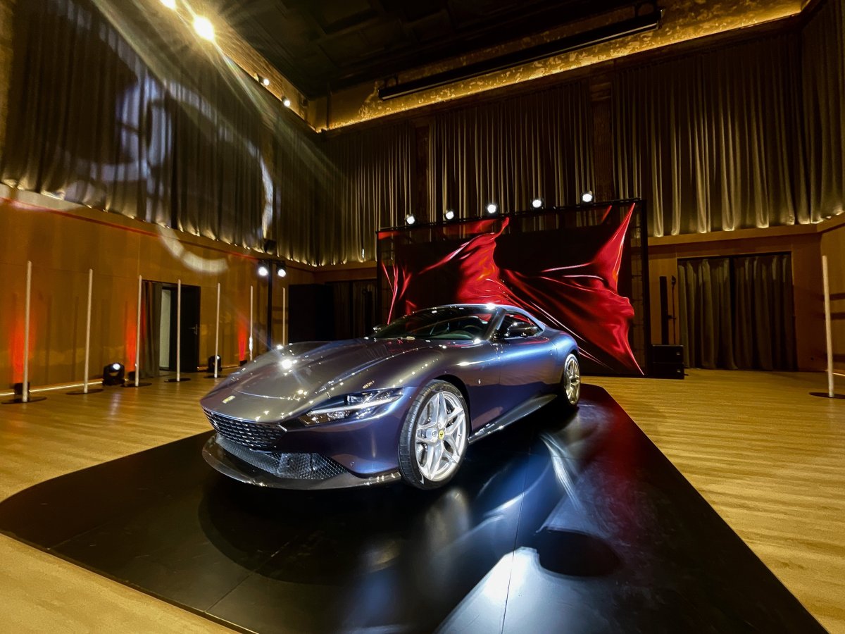 Fabryka Wełny – industrialna przestrzeń dla wydarzeń motoryzacyjnych z charakterem