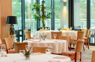 Hotele 4**** - Hotel Mrągowo Resort & Spa**** - restaurant - zdjęcie 18 