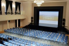 Obiekty kultury - Teatr Zdrojowy im. M. Ćwiklińskiej w Polanicy-Zdroju - zdjęcie 3