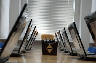 Ośrodki szkoleniowe - Centrum Doradczo-Szkoleniowe Gdynia - obiekt - zdjęcie 4 