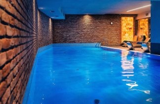 Hotele 4**** - Hotel Almond **** Business & Spa - service - zdjęcie 1 