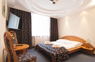 Hotele ** - Hotel w Dobieszkowie - Pokoje - zdjęcie 6 