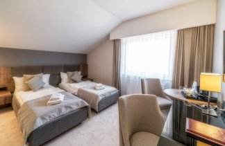 Hotele 4**** - Hotel META**** - Pokoje - zdjęcie 4 