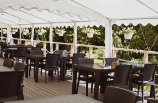 Hotele 4**** - Zamek Janów Podlaski - restaurant - zdjęcie 1 