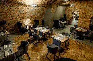 Hotele 4**** - Zamek Janów Podlaski - restaurant - zdjęcie 2 