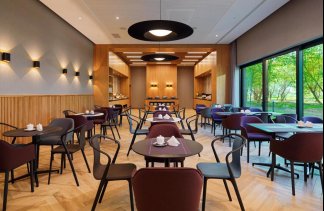 Hotele 4**** - Four Points by Sheraton Warsaw Mokotów - restaurant - zdjęcie 2 