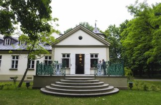 Pałace - Pałac Lasotów - obiekt - zdjęcie 3 