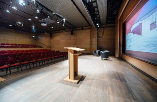 Obiekty kultury - Muzeum Sztuki i Techniki Japońskiej Manggha - obiekt - zdjęcie 1 