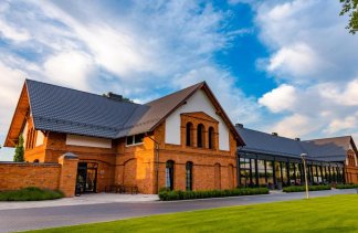 Hotele SPA - Ostoja Chobienice - obiekt - zdjęcie 1 