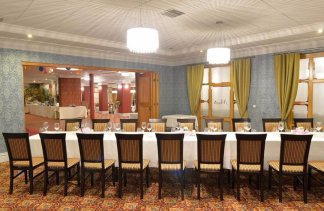 Hotele szkoleniowe - Restauracja i Hotel Meridian’s - obiekt - zdjęcie 2 