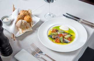 Hotele 5***** - Hotel Monopol - restaurant - zdjęcie 6 