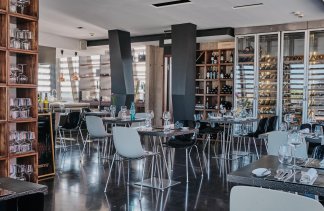 Hotele 5***** - Hotel Monopol - restaurant - zdjęcie 2 