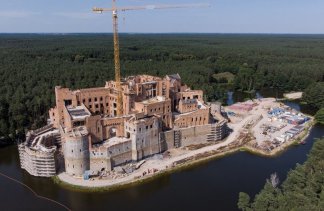 Nowy - Zamek w Stobnicy - obiekt - zdjęcie 4 