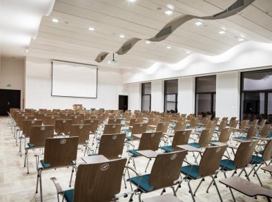 Ośrodek Szkoleniowo-Wypoczynkowy BAŻYNA w Pogorzelicy - sale konferencyjne Pogorzelica