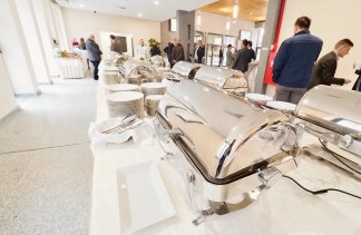 Obiekty konferencyjne - Centrum Konferencyjno-Wystawiennicze Instytutu Badawczego Leśnictwa - restaurant - zdjęcie 3 