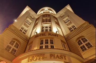 Hotele ** - Hotel Piast - obiekt - zdjęcie 2 