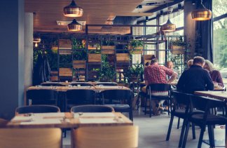 Hotele 4**** - Lwowska 1  - restaurant - zdjęcie 1 