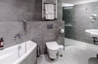 Hotele 4**** - Lwowska 1  - Pokoje - zdjęcie 11 