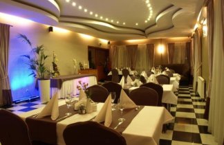 Hotele 3*** - Hotel Restauracja Kamiza - obiekt - zdjęcie 18 