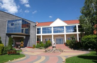 Hotele 3*** - Hotel Restauracja Kamiza - obiekt - zdjęcie 1 