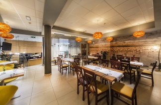 Hotele 3*** - Hotel DAL *** Kielce - restaurant - zdjęcie 3 