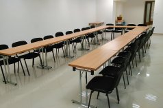 Centra konferencyjne - Lloyd Woodley English Language Centre - zdjęcie 3