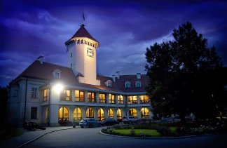 Hotele 3*** - Hotel Zamek Pułtusk *** Dom Polonii - obiekt - zdjęcie 1 