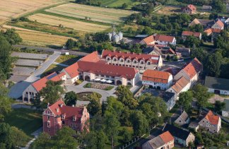 Pałace - Pałac Krotoszyce *** - obiekt - zdjęcie 4 