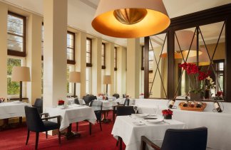 Hotele 5***** - Modrzewie Park Hotel - obiekt - zdjęcie 2 