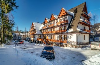 Zespół Dolina Białego fasada Telimena