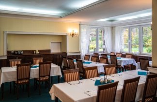 Zespół Dolina Białego restauracja Pan Tadeusz