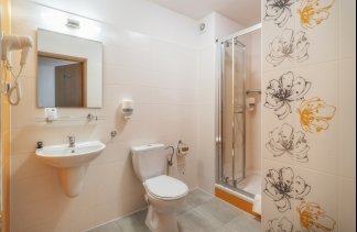 Hotele 3*** - Zespół Pensjonatów Dolina Białego *** - Pokoje - zdjęcie 13 