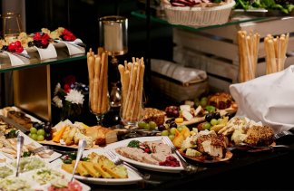 Hotele 3*** - Korona Hotel *** - restaurant - zdjęcie 3 