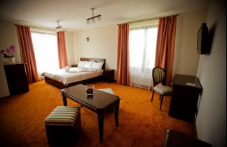 Dworki - Cedrowy Dworek - obiekt - zdjęcie 5 