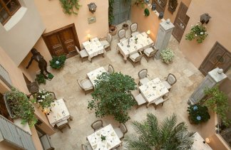 Hotele 4**** - Hotel Kolegiacki - obiekt - zdjęcie 3 