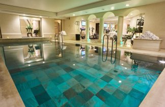 Hotele SPA - Hotel Mamaison Le Regina Warsaw - service - zdjęcie 2 