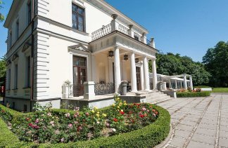 Pałace - Pałac Rozalin - obiekt - zdjęcie 1 