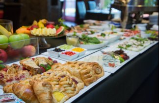 Hotele 3*** - Farmona Hotel Business & Spa - restaurant - zdjęcie 2 