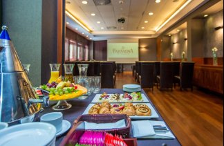 Hotele 3*** - Farmona Hotel Business & Spa - restaurant - zdjęcie 4 