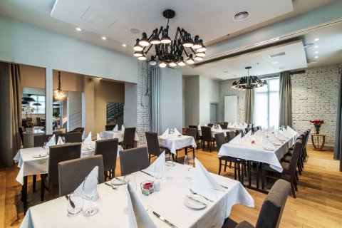 Hotele ** - Warsaw River View - zdjęcie 2