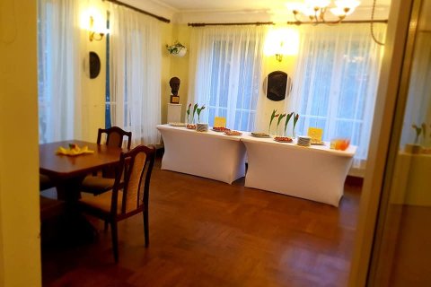 Pensjonat - Dom i Klub Lekarza - zdjęcie 2