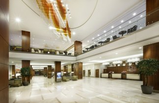 Hotele 4**** - DoubleTree by Hilton Hotel & Conference Centre Warsaw - obiekt - zdjęcie 3 