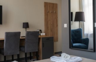 Hotele ** - Hotel Traffic Wrocław - Pokoje - zdjęcie 6 