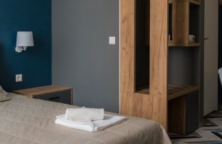 Hotele ** - Hotel Traffic Wrocław - Pokoje - zdjęcie 4 