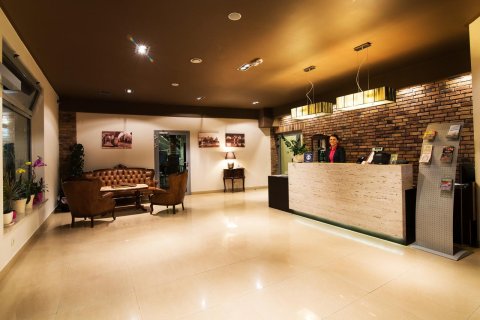 Hotele 3*** - Hotel Centrum - zdjęcie 2
