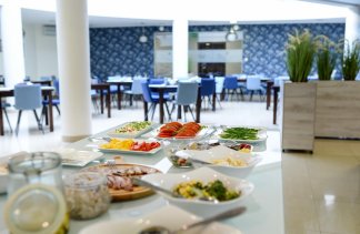 Hotele 3*** - Hotel Centrum - restaurant - zdjęcie 6 