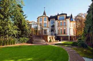 Hotele 5***** - Grape Hotel & Restaurant ***** - obiekt - zdjęcie 1 