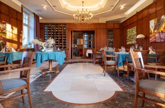 Hotele 5***** - Grape Hotel & Restaurant ***** - restaurant - zdjęcie 1 