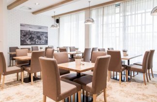 Hotele 3*** - Hotel Platan *** - restaurant - zdjęcie 6 