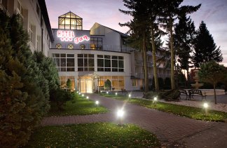 Hotele 3*** - Hotel Jan *** Darłówko - obiekt - zdjęcie 1 